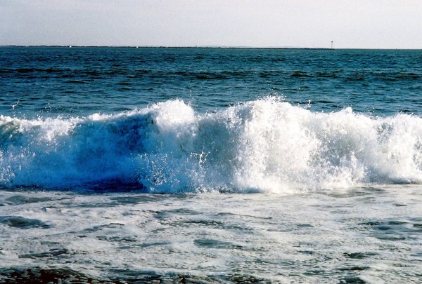 restlesswave.jpg
